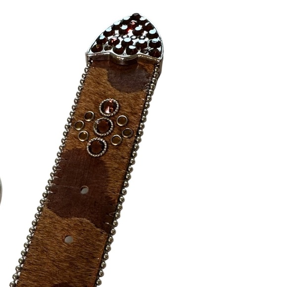 NWT Leather and Natural Hide Western Show Belt with Cross and Amber Rhinestones - Picture 5 of 7